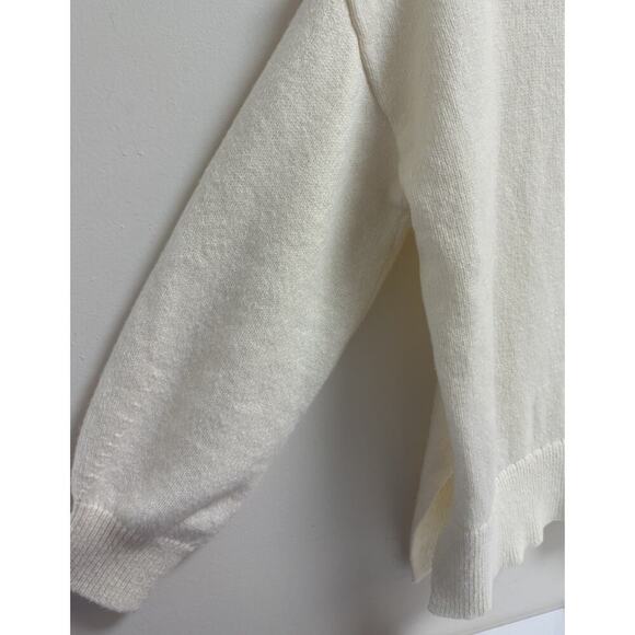 Dazy Women's Turtleneck Sweater Size M Cream White Pullover Drop Shoulder NWT - Picture 3 of 6